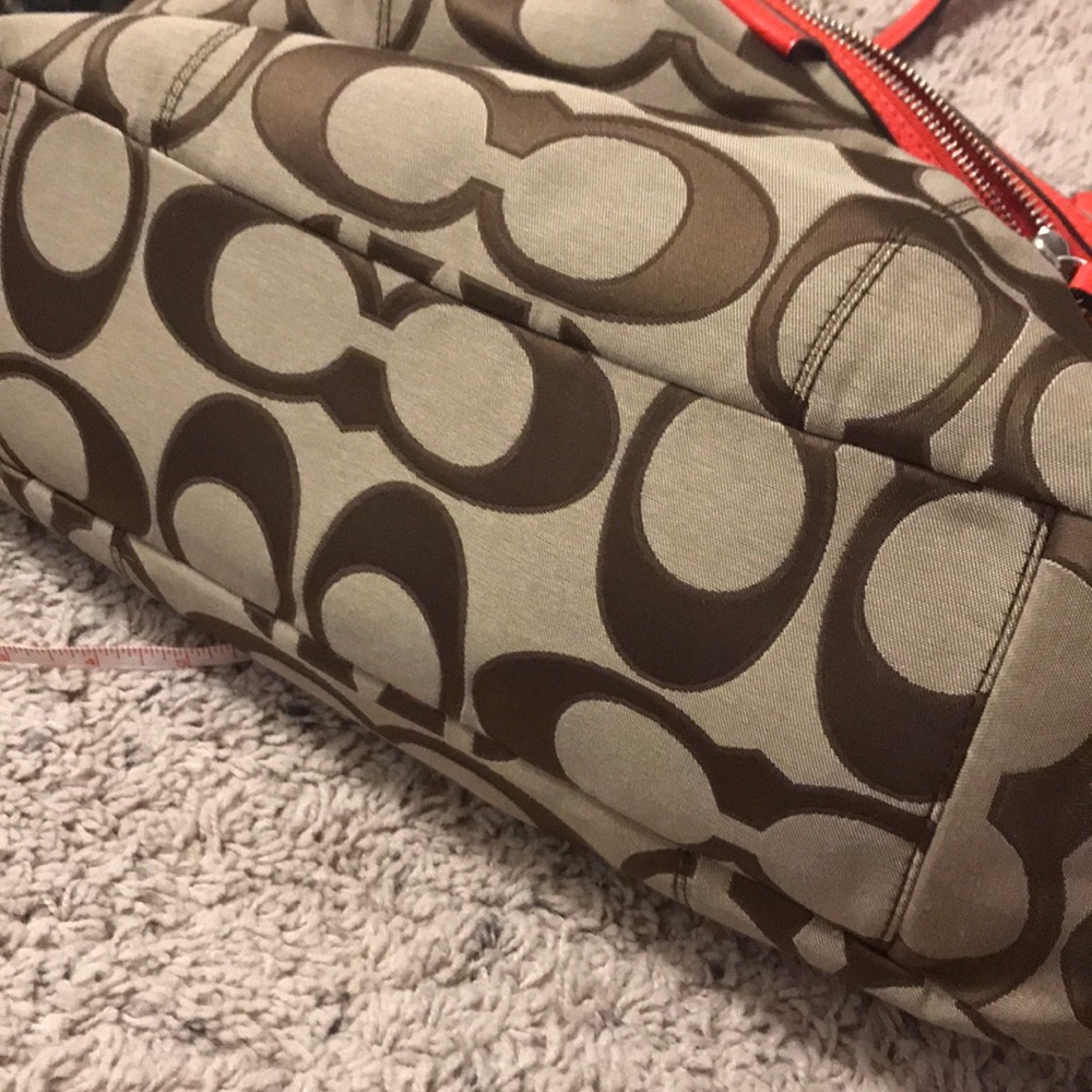 Large Coach Bag - Picture 8 of 8